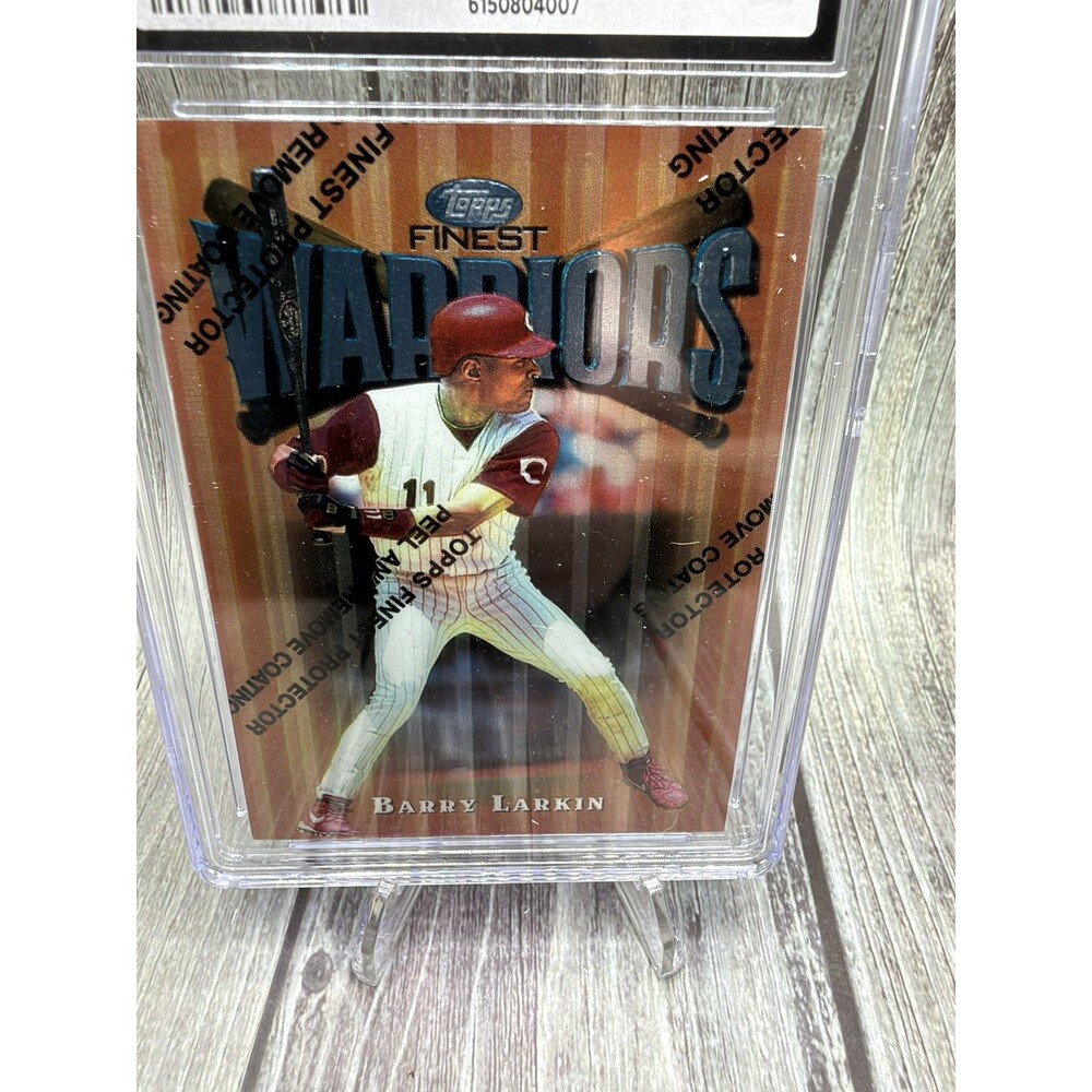 1997 Topps Finest - Common - Bronze Barry Larkin #66 Refractor - Picture 3 of 10
